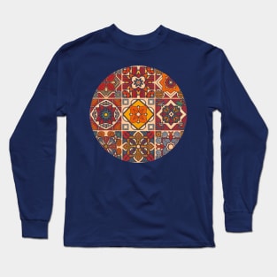 Boho style circle design with moroccan tile pattern Long Sleeve T-Shirt